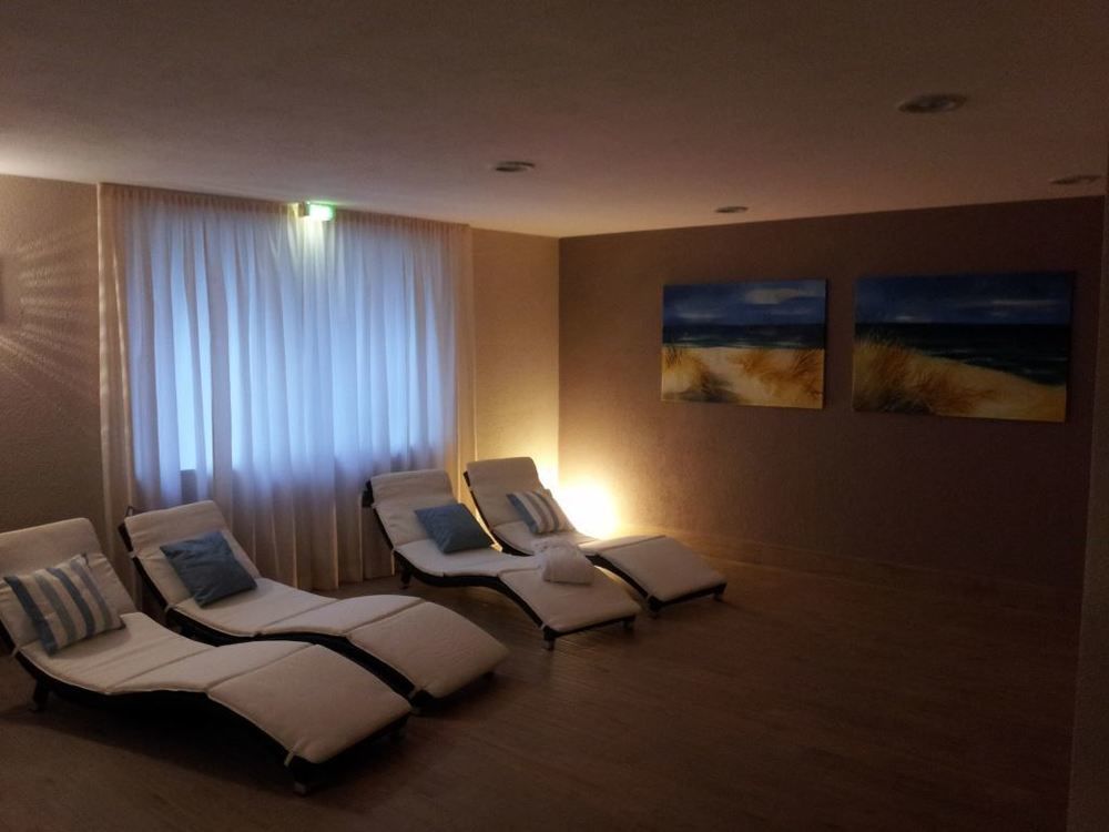 Parkhotel IV Jahreszeiten Кюлунгсборн Экстерьер фото