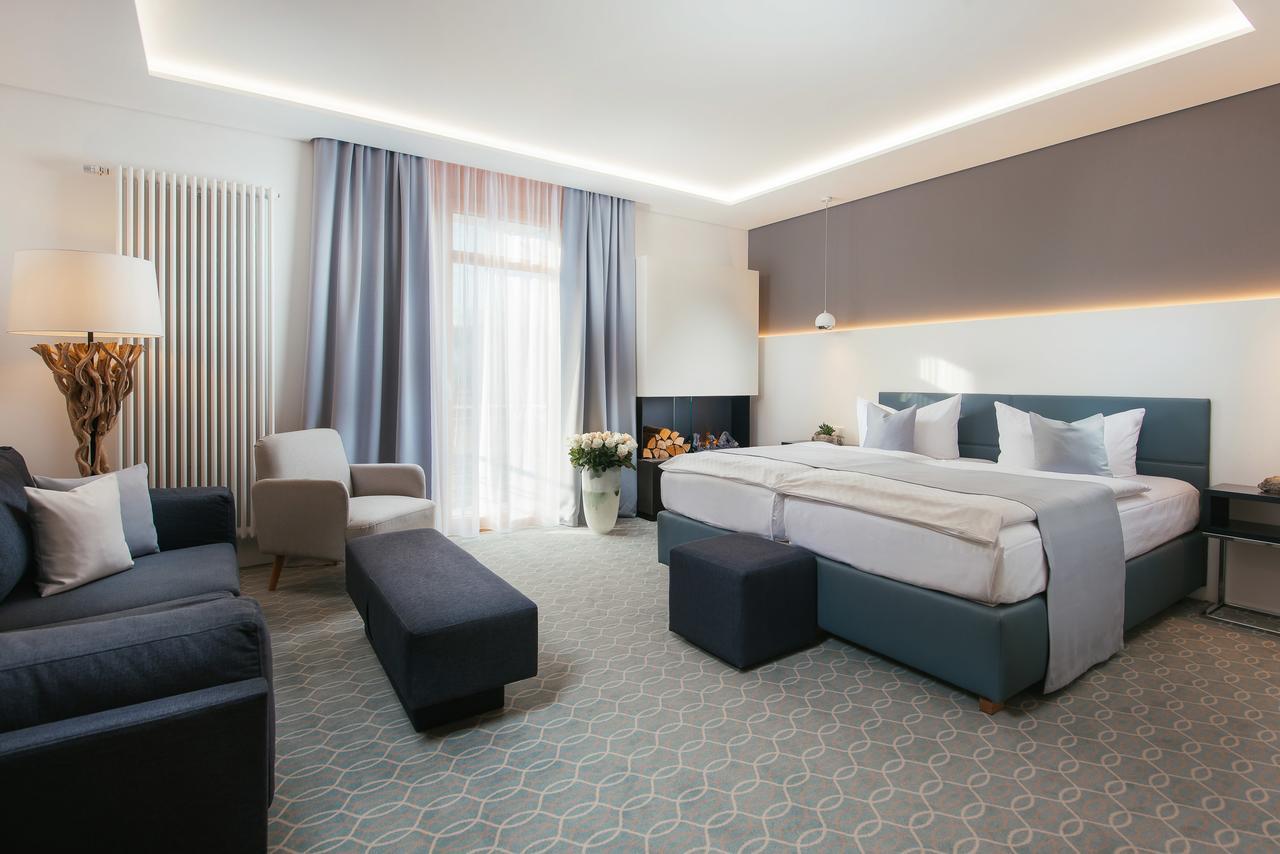 Parkhotel IV Jahreszeiten Кюлунгсборн Экстерьер фото