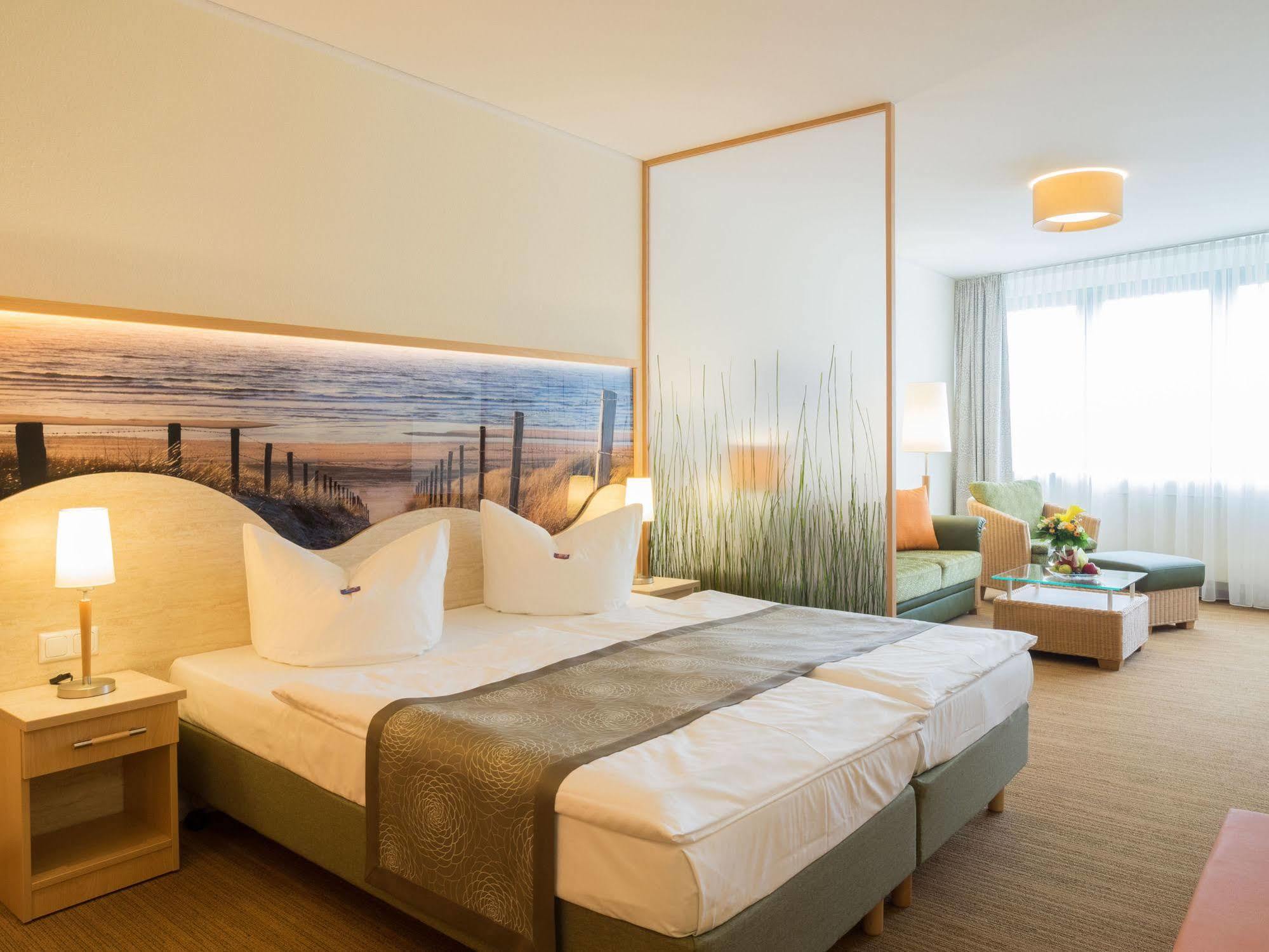 Parkhotel IV Jahreszeiten Кюлунгсборн Экстерьер фото